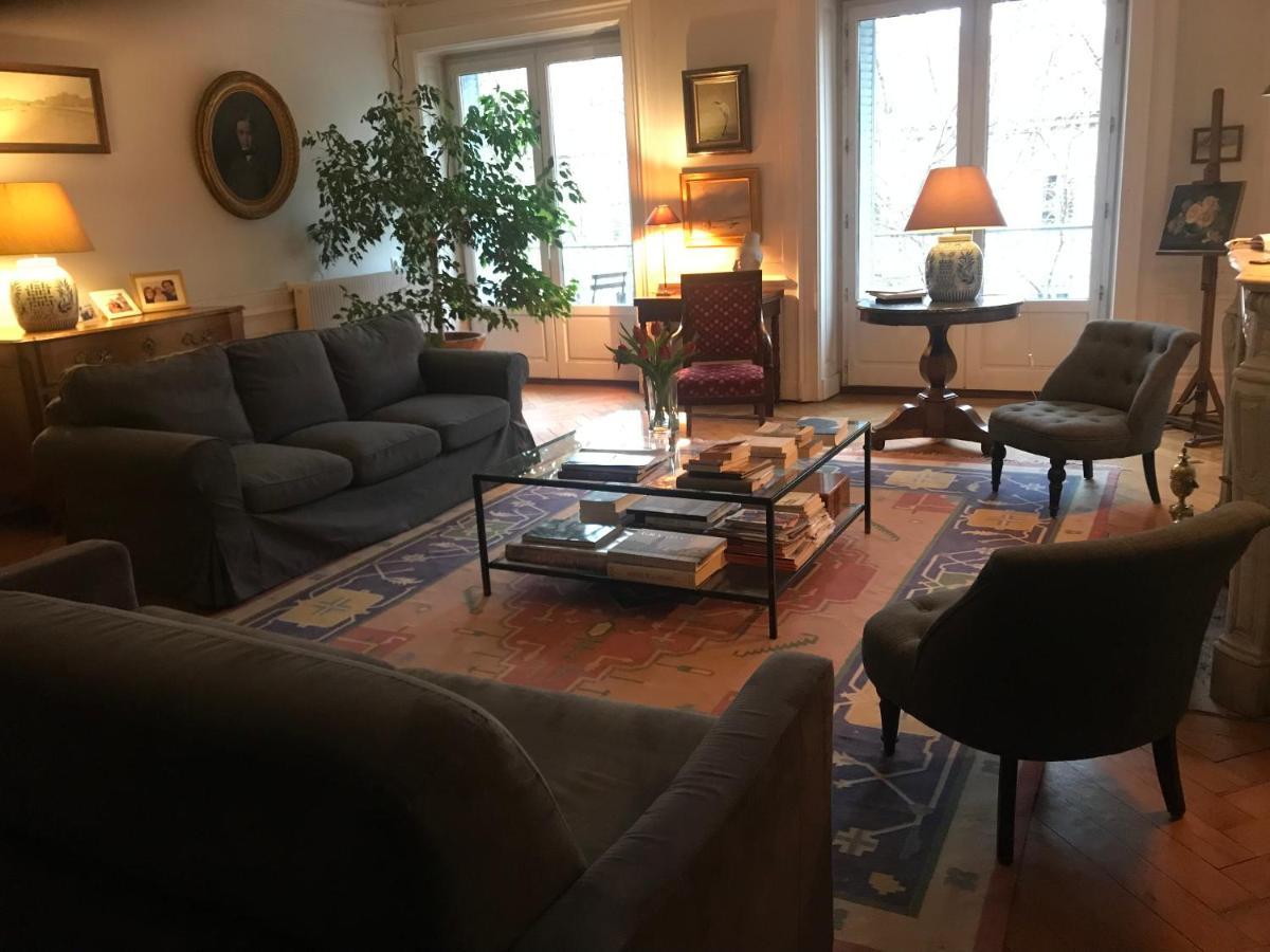Berges Du Rhone/ Chambre Avec Balcon Лион Екстериор снимка