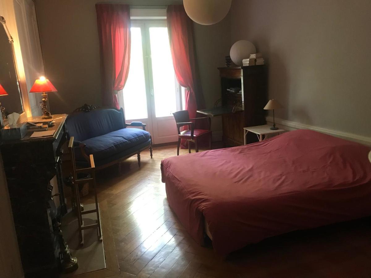 Berges Du Rhone/ Chambre Avec Balcon Лион Екстериор снимка